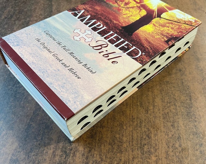 Amplified Classic 1987 Bible Thumb Indexed, Standard Size - Hardcover - out of print AMPC