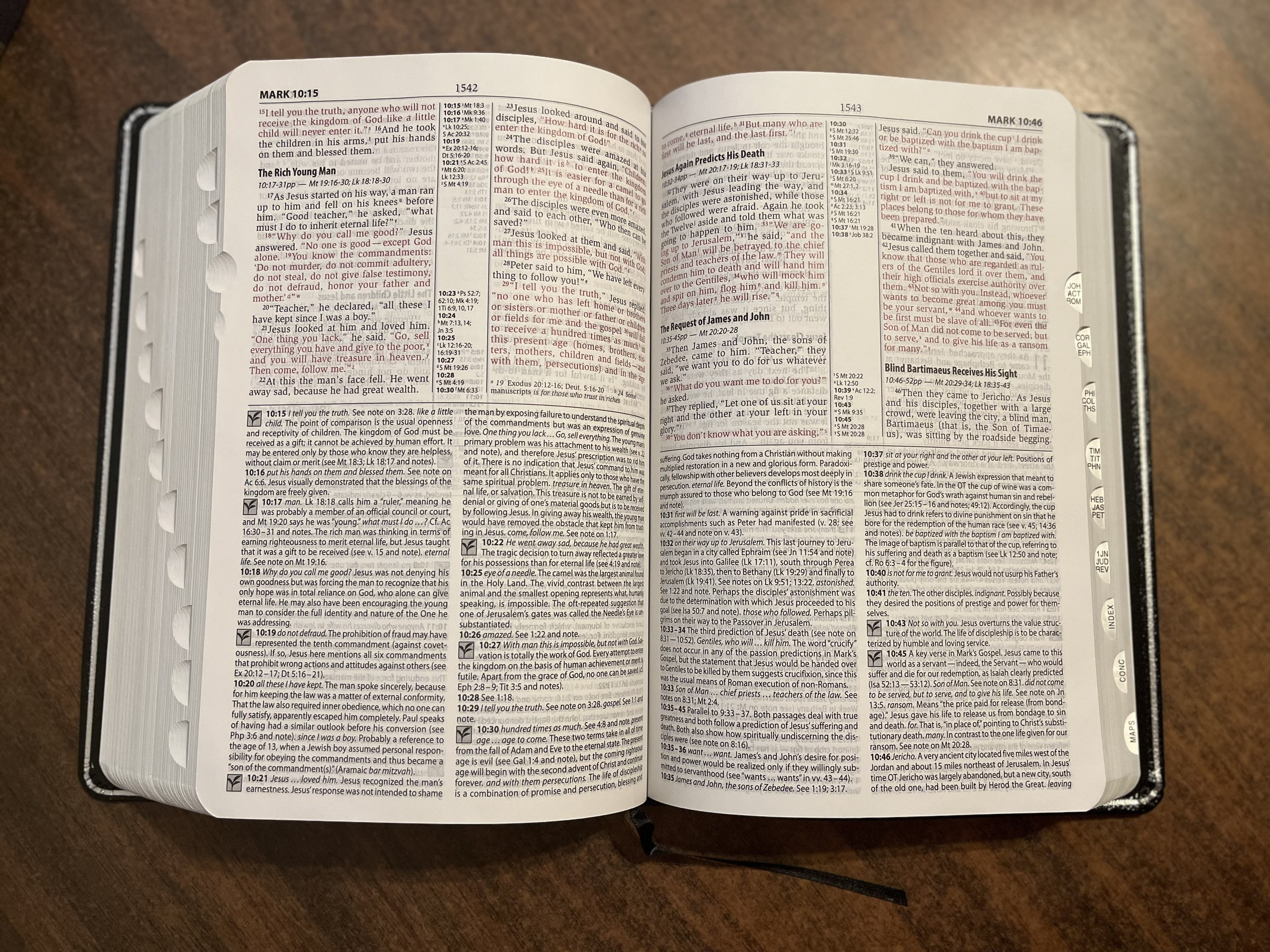 NIV 1984 Study Bible Thumb Indexed Black Top Grain Genuine