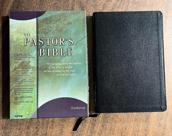 NIV 1984 Pastors Bible, Large Print Thinline edition - Black Genuine Leather - Out of Print NIV New International, Printed in USA 0310910935