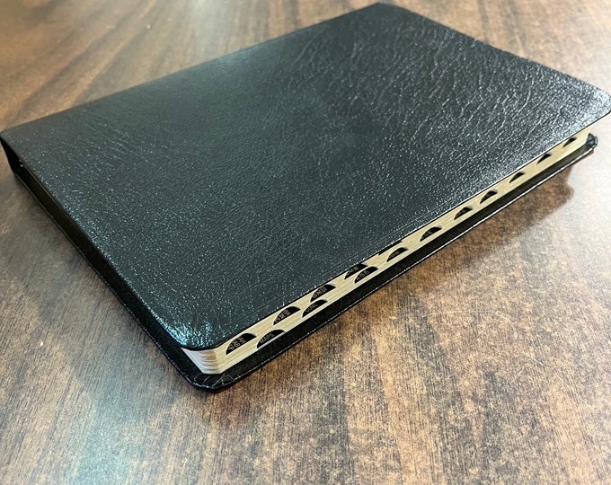 NIV 1984 Large Print Thinline Bible Thumb Indexed - Black Bonded Leather - Out of Print NIV New International Version, 1996 printed in usa
