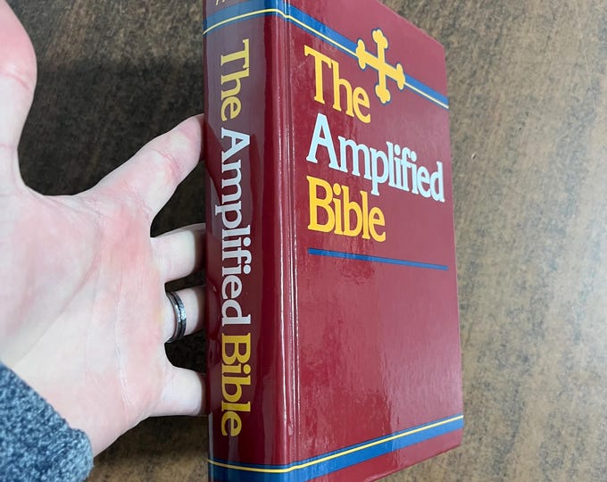 Amplified Classic 1987 Large Print Bible - Hardcover - out of print AMPC - 12 pt font - USA Printed in United States of America 0310951720