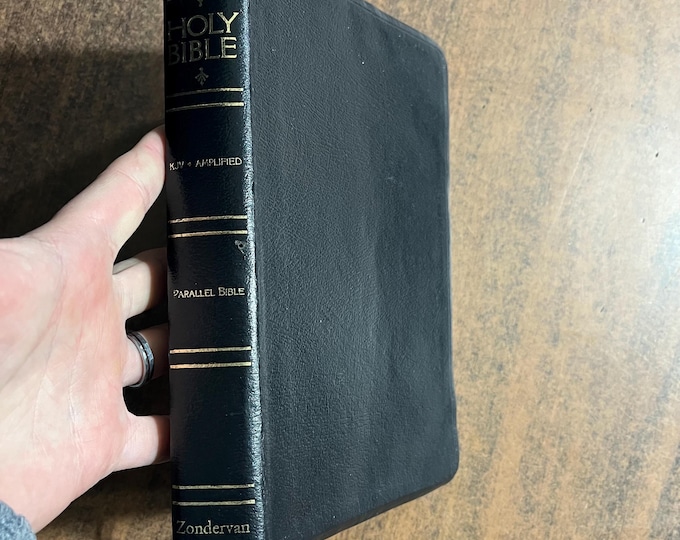 Amplified Classic 1987 / KJV Parallel Bible - Black Bonded Leather - out of print AMPC 0310925606