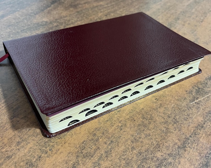 NIV 1984 Thinline Bible Thumb Indexed - Burgundy Bonded Leather - Out of print NIV 84