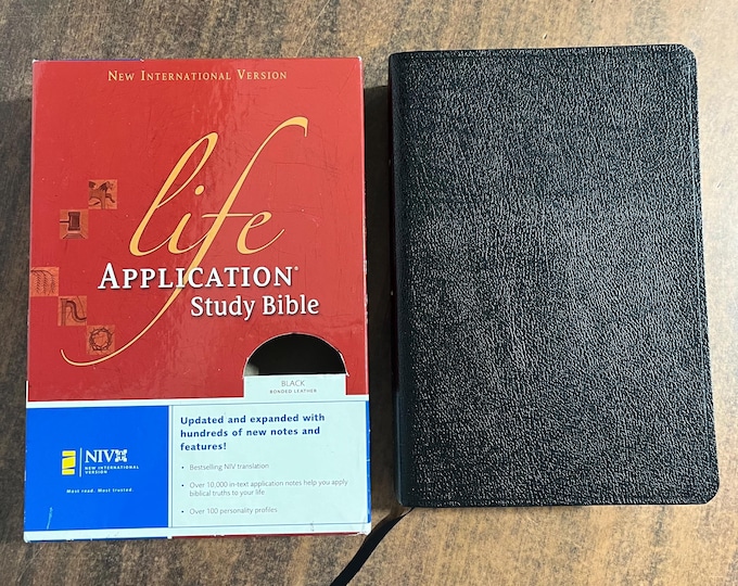 NIV 1984 Life Application Study Bible - Black Bonded Leather - Printed in United States America USA - Out of Print NIV 0310933935
