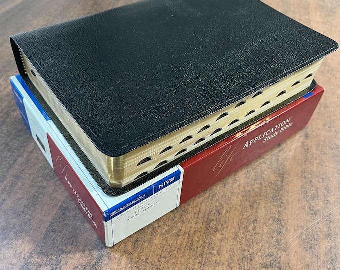 NIV 1984 Life Application Study Bible Thumb Indexed - Black Bonded Leather - Out of Print NIV 84 - 0310933935