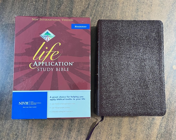 NIV 1984 Life Application Study Bible - Burgundy Bonded Leather - Out of Print NIV 0310919797