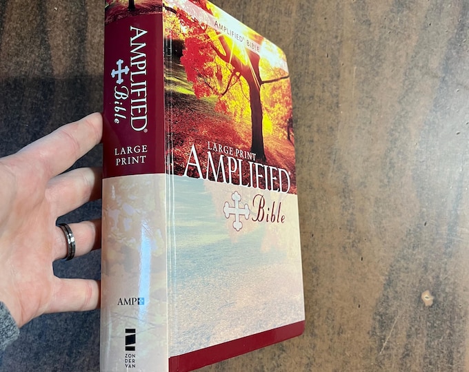 Amplified Classic 1987 Large Print Bible - Hardcover - out of print AMPC - 12 pt font - USA Printed in United States of America 0310951720