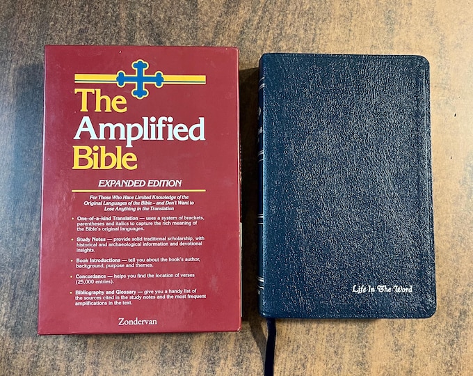 Amplified Classic 1987 Bible, Standard Size - Navy Bonded Leather - out of print AMPC 0310915007 Printed in United States of America USA