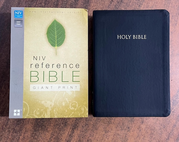 NIV 1984 Giant Print Reference Bible - Black DuoTone - Out of Print NIV New International Version