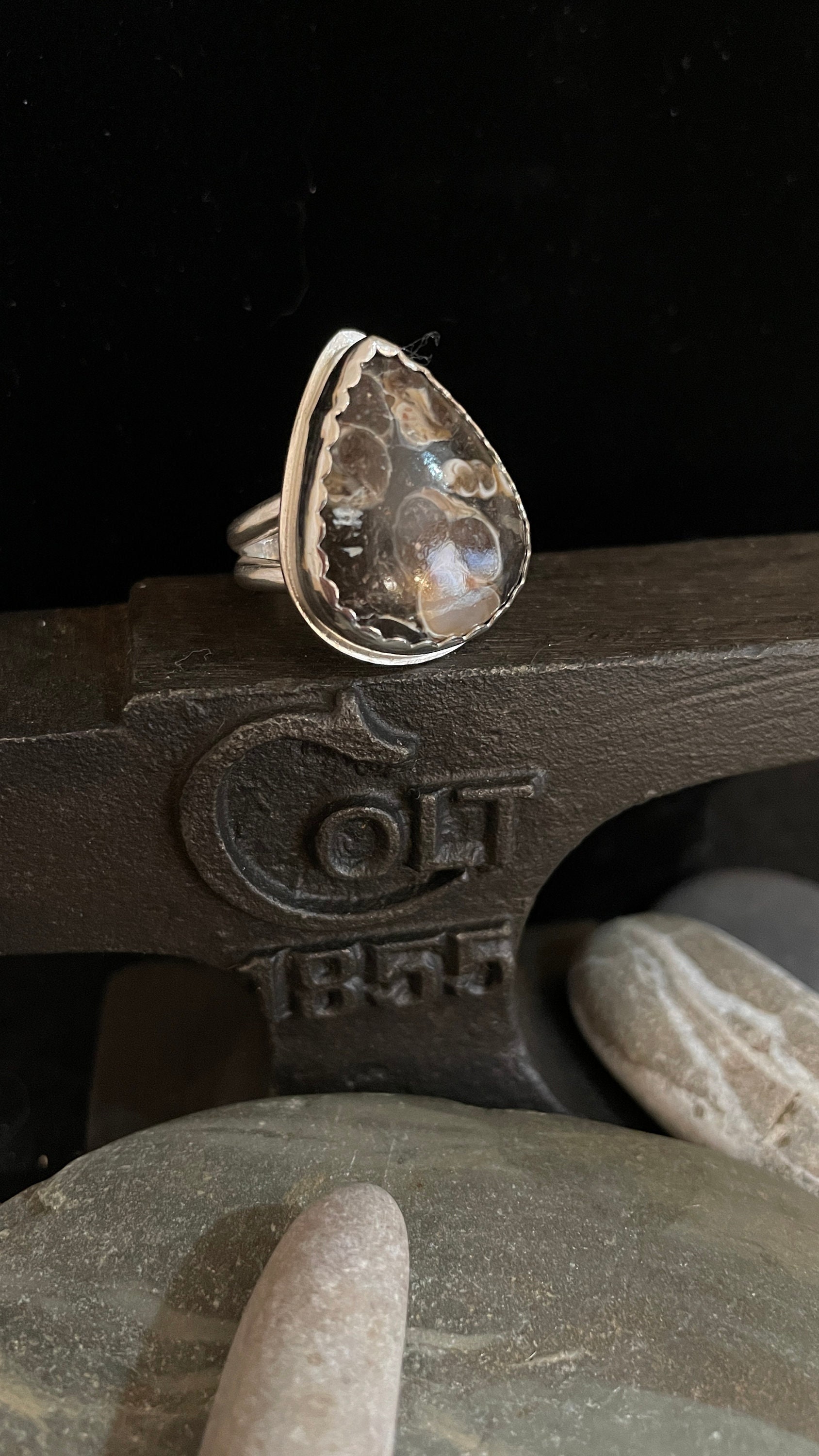 Amazing tear drop Turritella Fossil Agate split -shank sterling silver ring