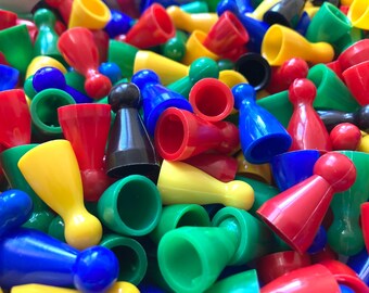 100 vintage plastic pawns, board game pieces, halma and ludo replacement game tokens, bulk pawns in different colors