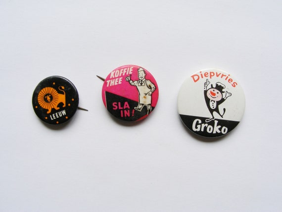 Vintage Pins, Pin Back Buttons, Memorabilia, Collectible Pins, Old Pins,  Souvenir Pins, Senior Day, Love, Hooters, Pride, Applebees, Cocos -   Denmark