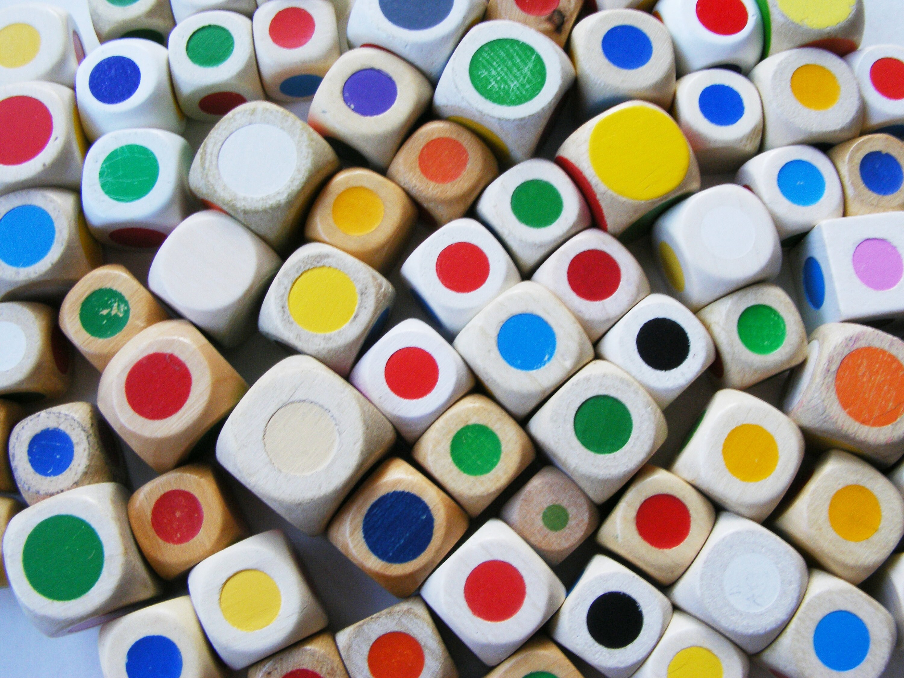 25 vintage color dice wooden game pieces vintage dice mix Etsy España