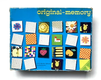 Vintage Memory Game, complete, cards with retro drawings from a Dutch Ravensburger 1960s Original Memory game