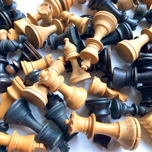 30 vintage chess pieces, wooden chess mix, black and white pawns, replacement board game parts