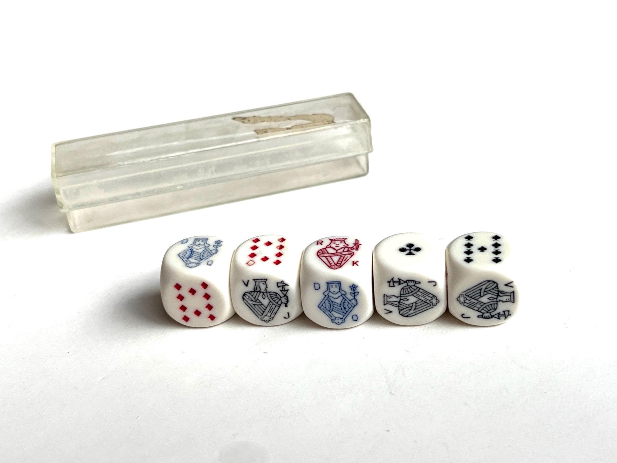 5 Vintage Poker Dice in Box, Plastic Revanche Casino Poker Game