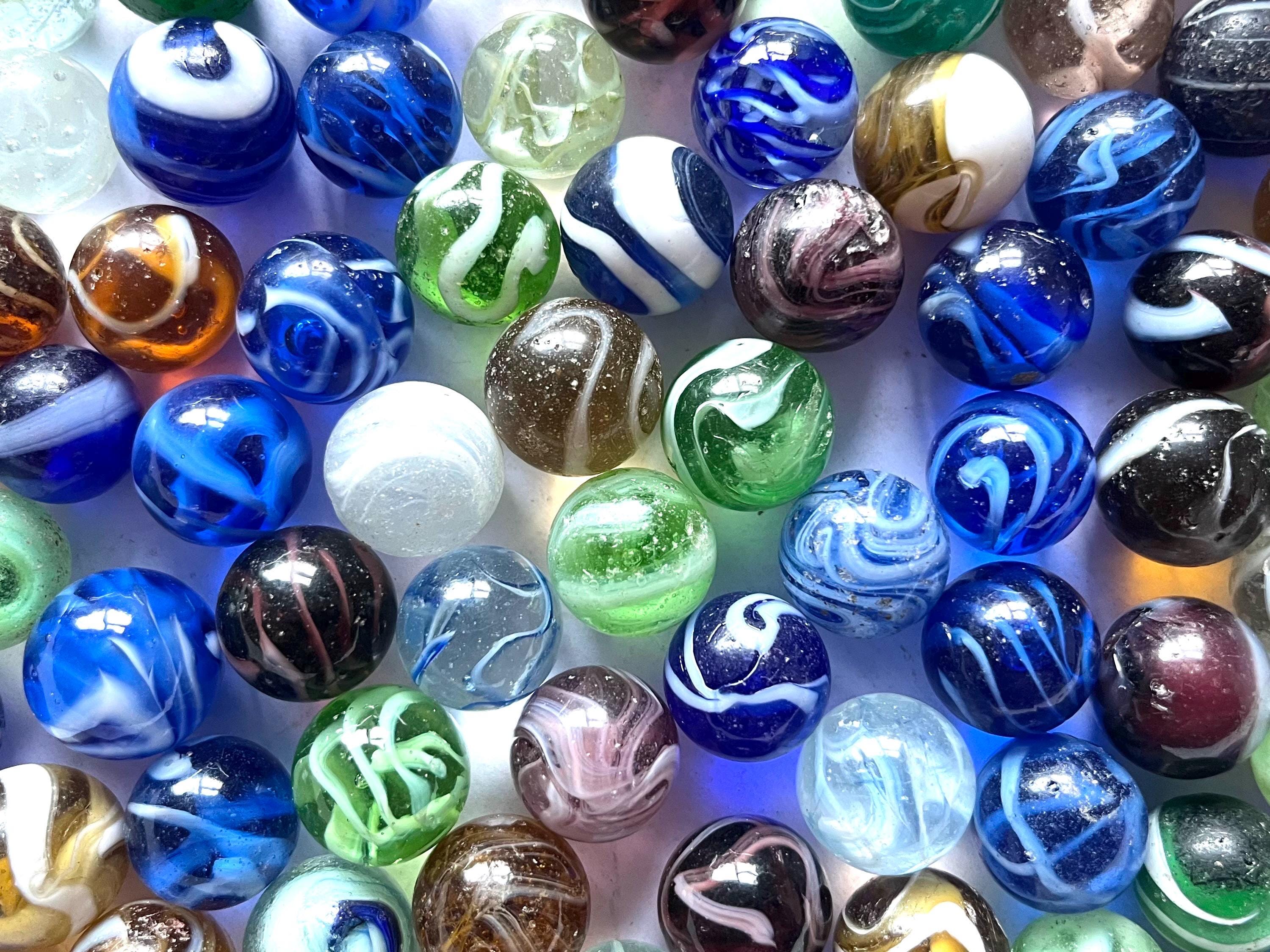 20 Vintage Swirl Glass Marbles, Veiligglas Dutch Marbles, 1950s 
