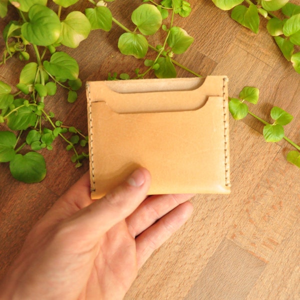 Treibholz Card Holder in Naturally Tanned Leather