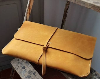 Customized Simple Leather Laptop Case / Laptop Bag / Carry Case / Macbook / Macbook Air / Laptop Sleeve in Mustard Leather