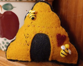 Bee Hive Ornament Digital Pattern | beehive magnet | bee ornament |felt ornament | Pdf PATTERN ONLY