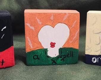 Halloween Three Sister Witches decoration blocks