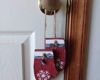 Primitive rustic wooden mitten ornaments door hanger