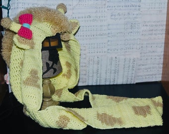 Giraffe Hooded Scarf with pockets