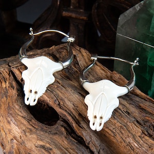 Hand Carved White Bone Skull, detail sculpture, Sterling Silver Earrings