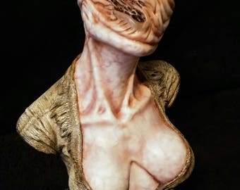 Silent Hill Dark Nurse Resin Statue, 1/3 Scale Horror Collectible