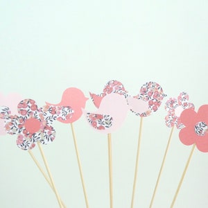 Raccoglie fiori o uccellini della libertà del Wiltshire, piselli odorosi, rosa, corallo per decorazioni da tavola, battesimo, comunione, compleanno fatto a mano