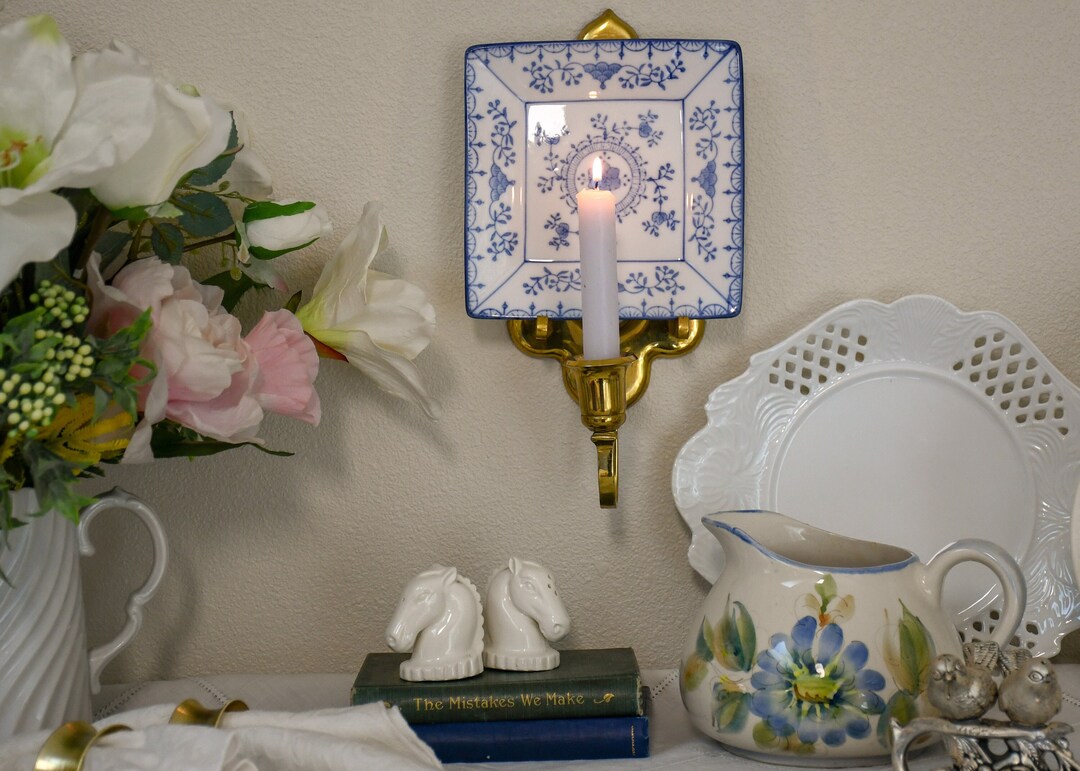 Vintage Brass Candle Sconce, Gold Sconce, Brass Candle Scone, Brass