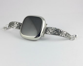 Fitbit Versa 3 - 4 Band - Size 6 1/2 inches - Silver Versa 3 - 4 Band - # 7544