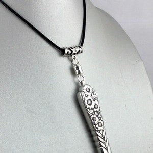 Detachable Touch Screen Stylus - # 9437 - iPhone Stylus - Touch Screen Stylus - Tablet Stylus- Silver Stylus Necklace