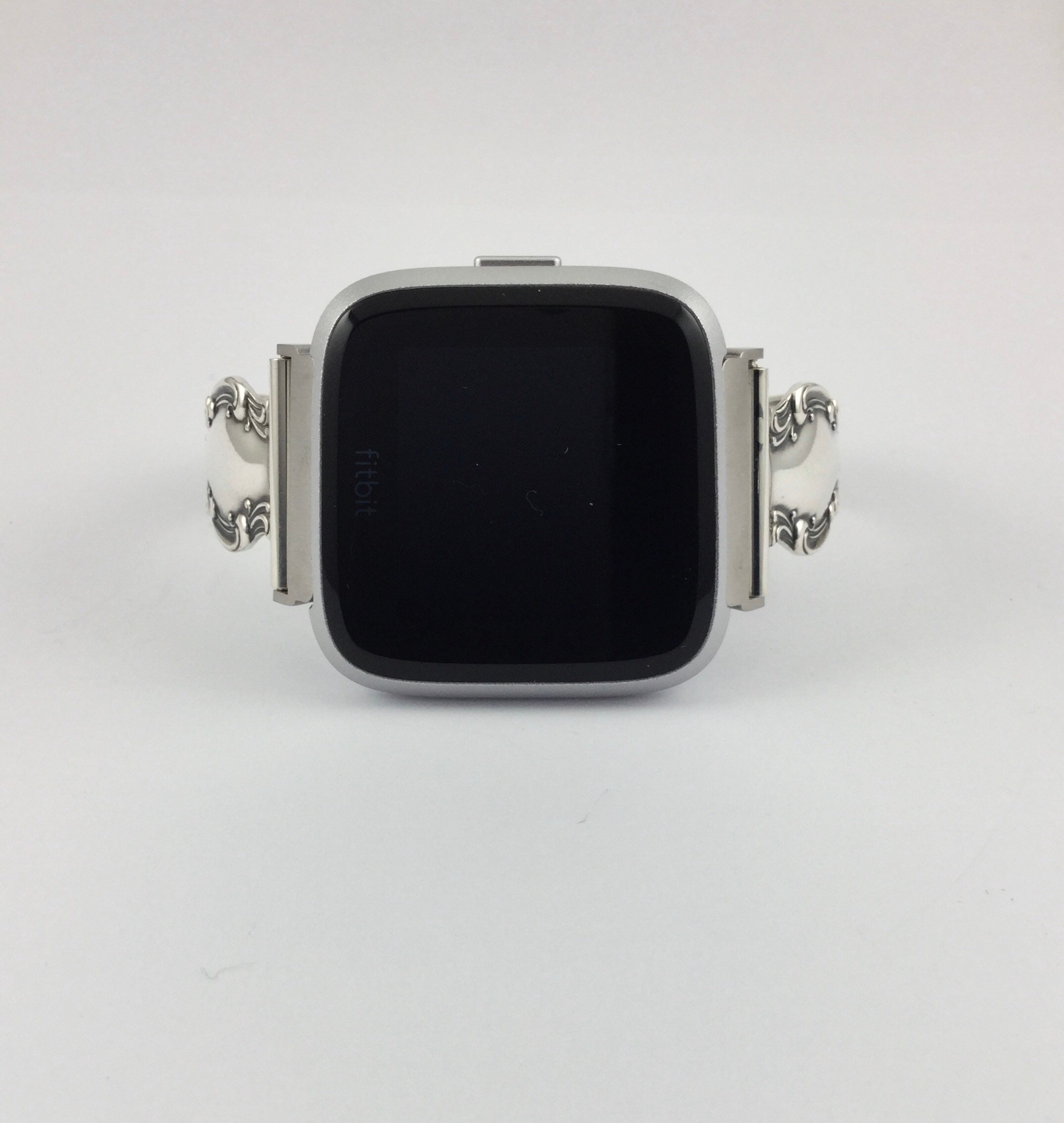 fitbit versa dimension