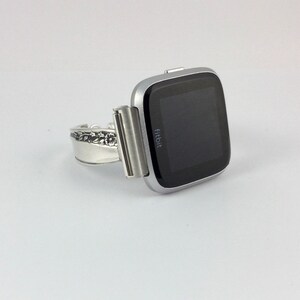 Correa para Fitbit Versa (talla 6 1/4 pulgadas) - N.° 7905 - Fitbit Versa - Correa para Versa Lite imagen 9