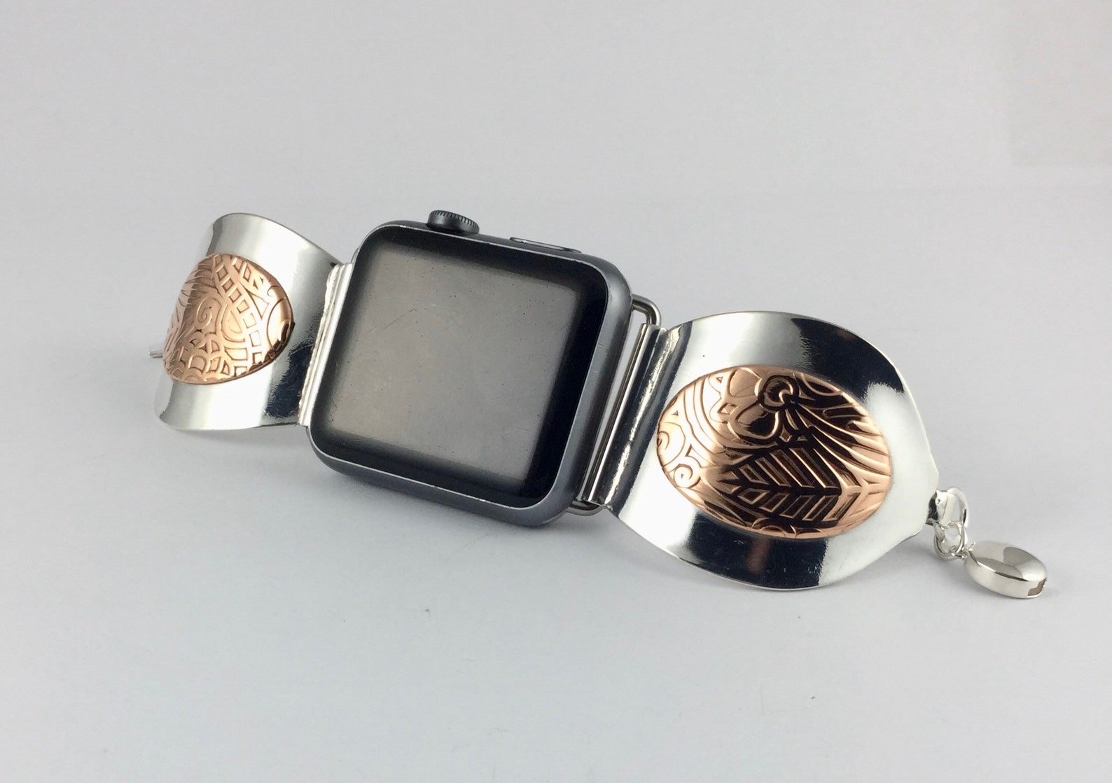size of iwatch 6