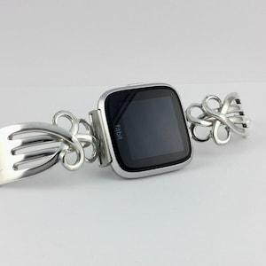 Fitbit Versa Curled Fork Watch Band - Size  6 1/2 inches - # 6334- Womens Fitbit Versa Band