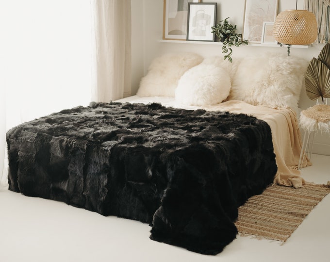 Luxurious Patchwork Toscana Sheepskin Rug Fur Throw | Real Fur Blanket | Sheepskin throw | Black Gray Sheepskin Blanket Boho |FuFu371