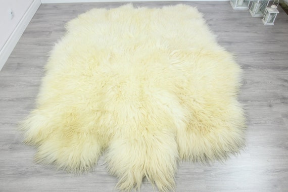 Genuine Natural icelandic creamy white Sheepskin Rug, Giant sheepskin rug, sexto sheepskin rug