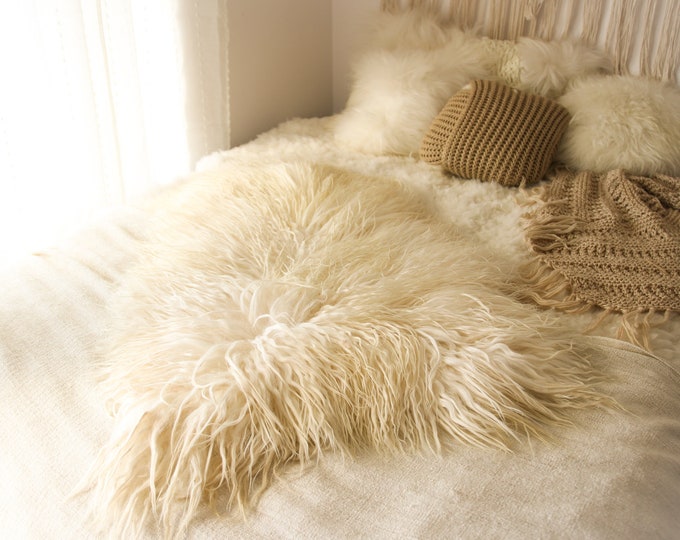 Real Icelandic Sheepskin Rug White Gray Blonde Ash Blonde Blact Tips Long Fur