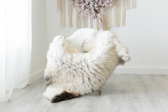 Real Sheepskin Rug Shaggy Rug Chair Cover Scandinavian Home Sheepskin Throw Sheep Skin White Brown Sheepskin Home Decor Rugs #herdwik245