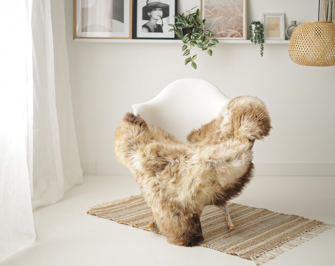Real Sheepskin Rug Shaggy Rug Chair Cover Scandinavian Home Sheepskin Throw Sheep Skin Ivory Brown Sheepskin Home Decor Rugs #Mher147