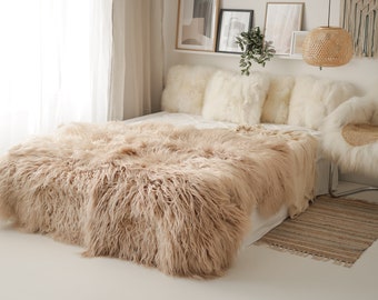 Exclusive Genuine Natural RARE Curly ICELANDIC Sheepskin Rug Creamy Powder Pink Pelt Soft Long Fur Extra Curly Large Super Soft Curly Fur