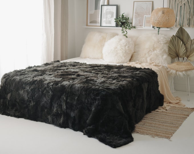 Luxurious Patchwork Toscana Sheepskin Rug Fur Throw | Real Fur Blanket | Sheepskin throw | Dark Green Gray Sheepskin Blanket Boho |FuFu392