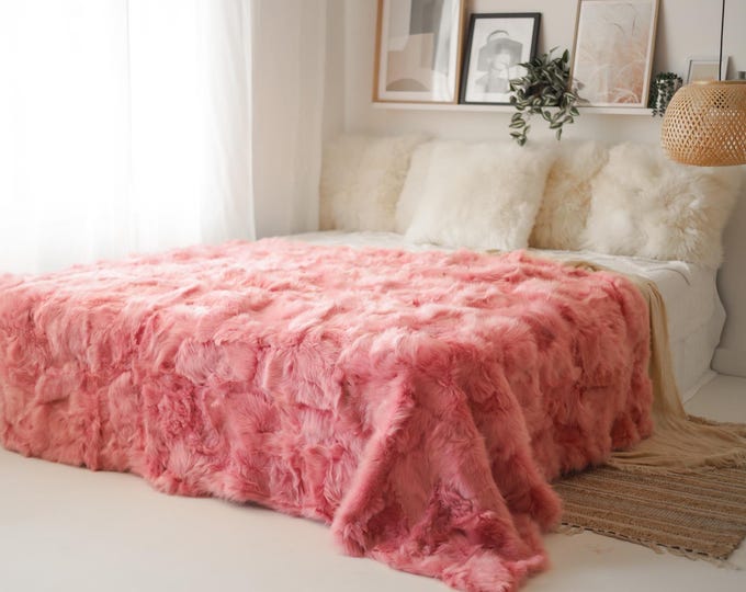 Luxurious Patchwork Toscana Sheepskin Rug Fur Throw | Real Fur Blanket | Sheepskin throw | Pink color Sheepskin Blanket Boho |KFU3