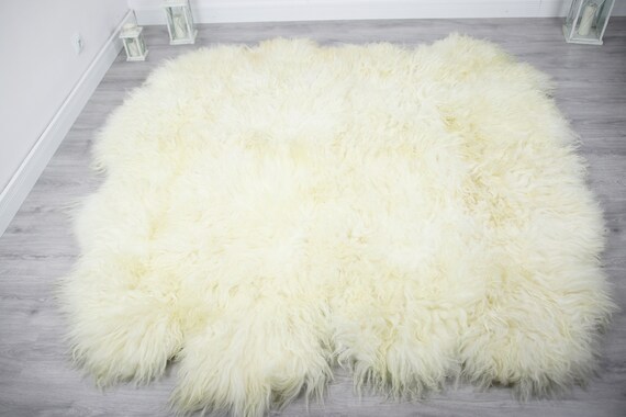 Luxurious Icelandic Sheepskin Real Fur Throw | Real Fur Blanket | Sheepskin throw | Ivory Throw