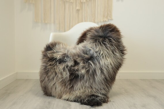 Real Sheepskin Rug Shaggy Rug Chair Cover Scandinavian Home Sheepskin Throw Sheep Skin Ivory Brown Sheepskin Home Decor Rugs #herdwik341