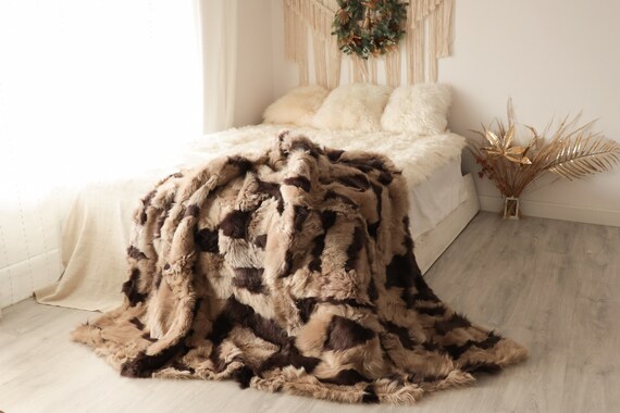 Luxurious Patchwork Toscana Sheepskin Real Fur Throw | Real Fur Blanket | Sheepskin throw | Boho Throw | FUFU3
