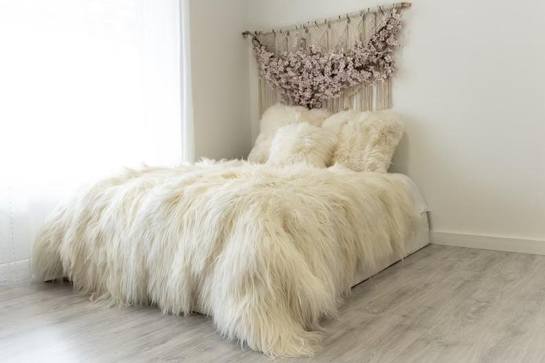 Naturalsheepskin Throw Blanket - Thumbnail 3
