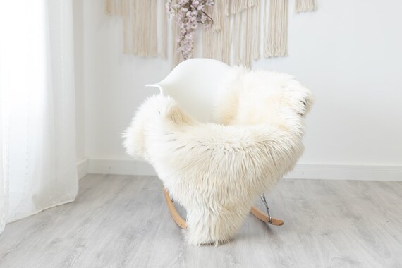 Real Sheepskin Rug Shaggy Rug Chair Cover Scandinavian Home Sheepskin Throw Sheep Skin Brown White Sheepskin Home Decor Rugs #herdwik197